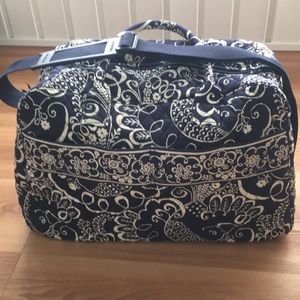 Vera Bradley weekend travel bag